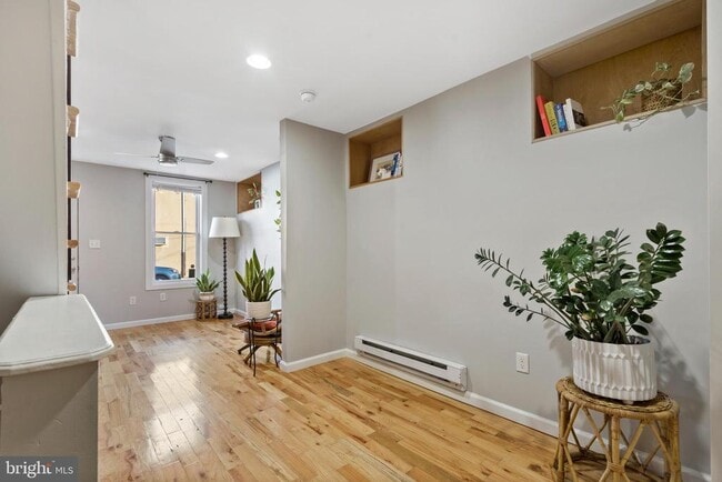 Photo - 1836 Memphis St