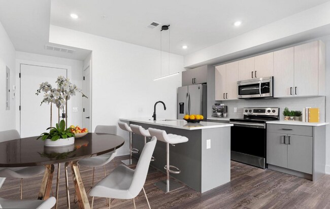 Photo - 1721 Ridge Ave Unit C101