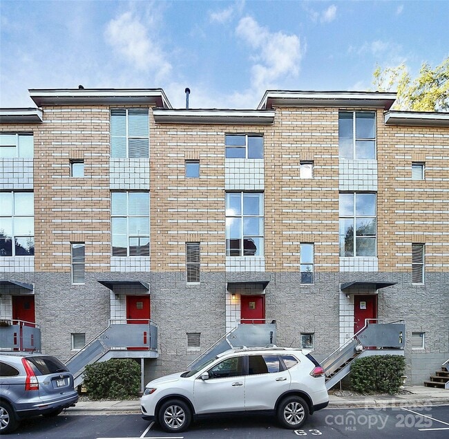 Photo - 2040 Atherton Heights Ln Condo