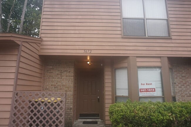 Westside 2/2 Townhome - Westside 2/2 Townhome