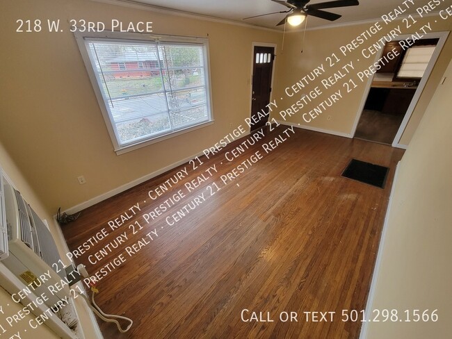 Photo - 218 W 33rd Pl