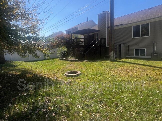 Photo - 315 Victorian Ln