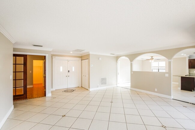 Photo - 11235 NW 43rd Pl