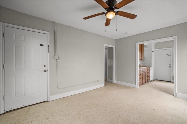 Photo - 826 3rd Ave N Unit 34