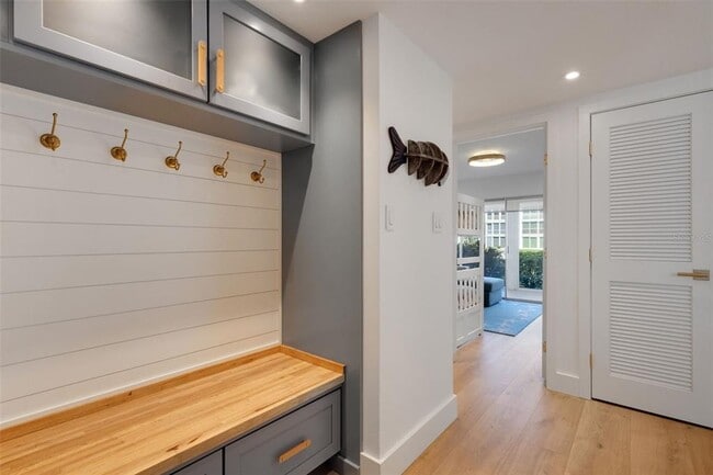 Photo - 4360 Chatham Dr Unit 108