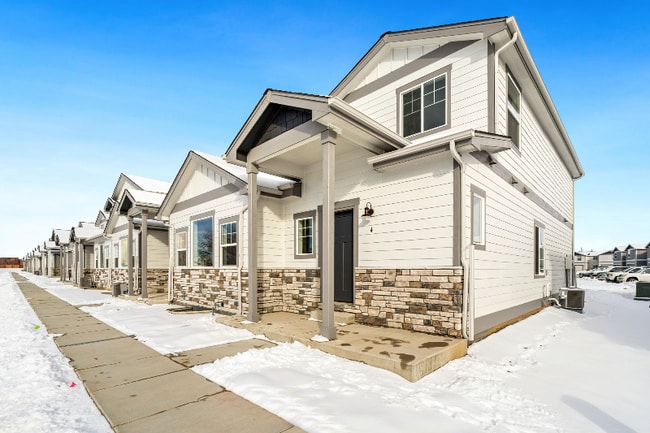 Photo - 226 E Chestnut St Townhome
