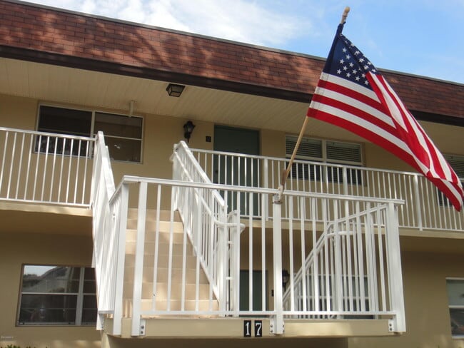 Photo - 230 Cape Shores Cir Unit 17g