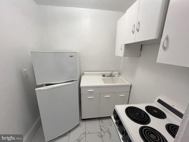 Photo - 318 S Braddock St