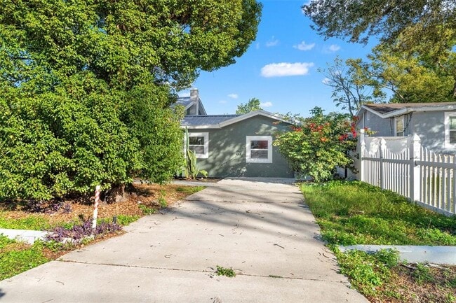 Photo - 8719 N Ola Ave