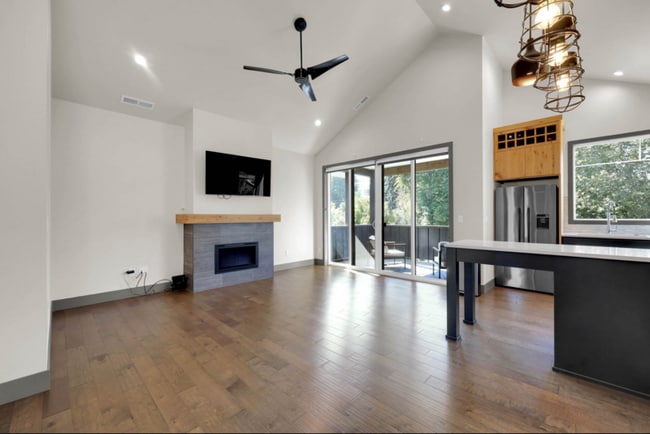 Photo - 1909 Elkhorn Dr