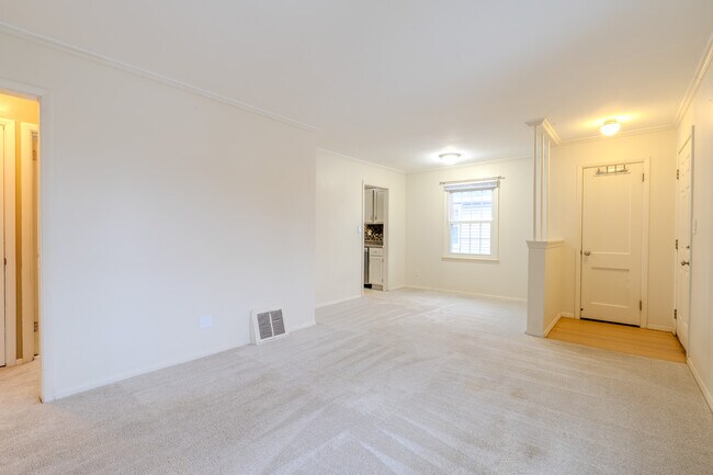 Photo - 6825 Xerxes Ave S