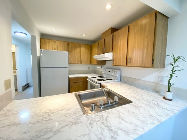 Photo - Top floor 1 bedroom condo available now!