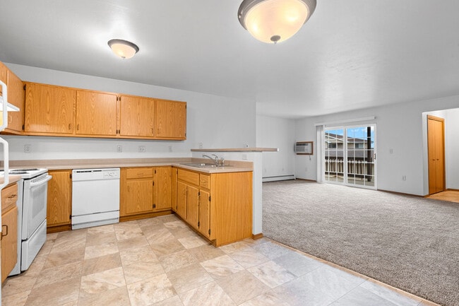 Photo - Gateway Estates Apartments