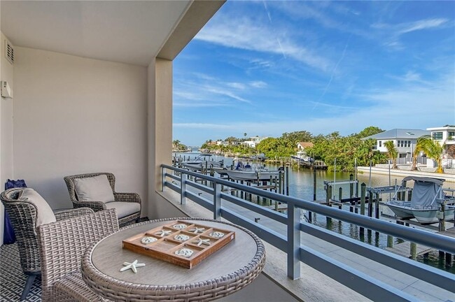 1709 N Tamiami Trl Unit 221