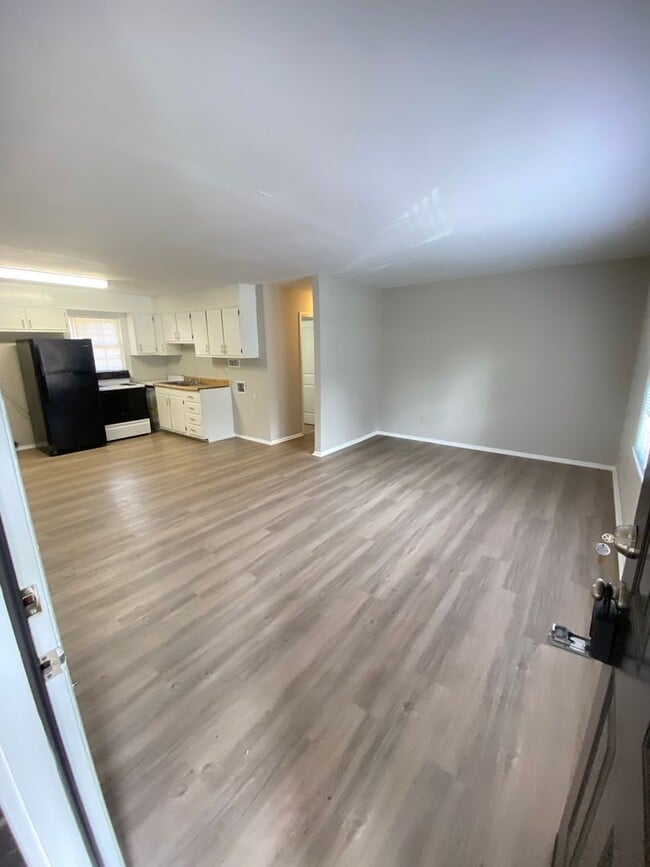 Photo - 2bed/1ba Apt off S Main Kannapolis close t...