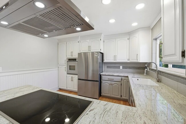 Photo - 4859 Borina Dr