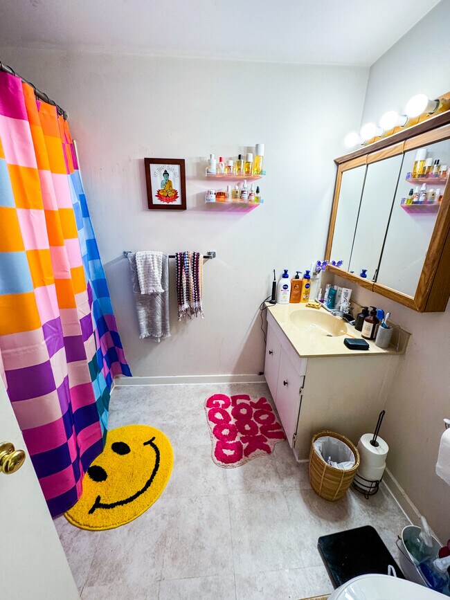 Photo - 104 Chestnut St Unit 4