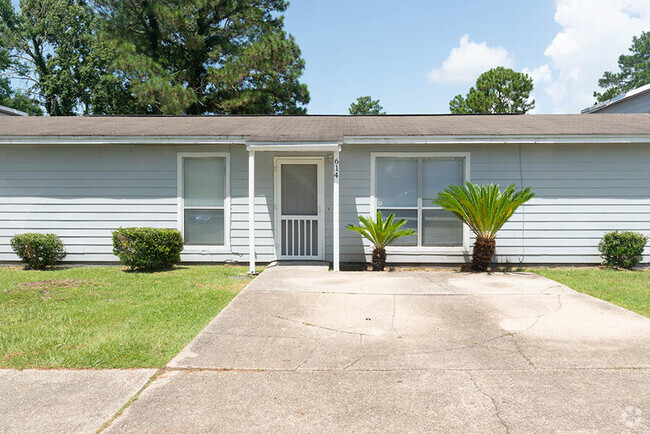 Building Photo - 614 Carnathan Ct Rental