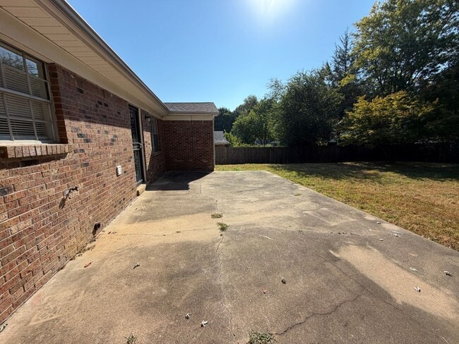 3685 Bryn Mawr Dr