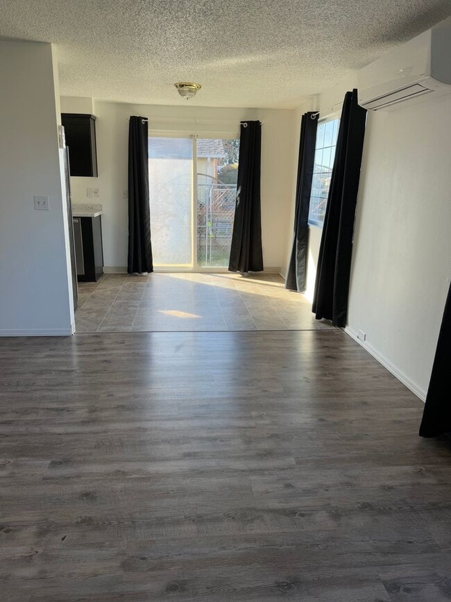 Photo - 1011 SE Locust St