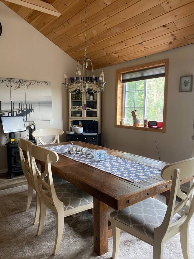 41 Taylor Rd Unidad CHARMING LAKEVIEW CABIN