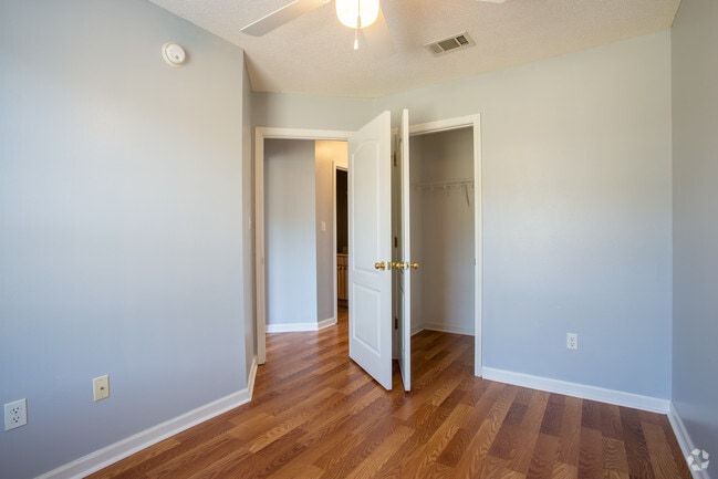 3BR,2.5BA