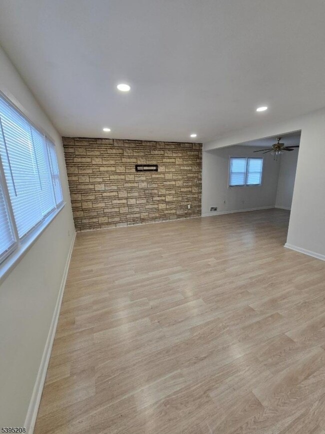 Photo - 67 Lindsley Ave