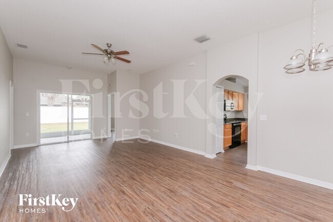 Photo - 12007 Butler Woods Cir