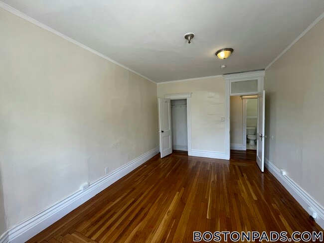 Photo - 1111 Boylston St Unit 33