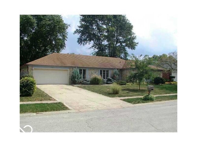 Building Photo - 108 Willowood Ln
