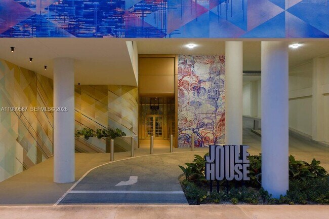 Photo - 2200 NW 1st Ave Unit B1