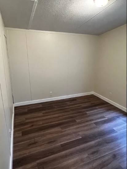 180 Dixon Rd