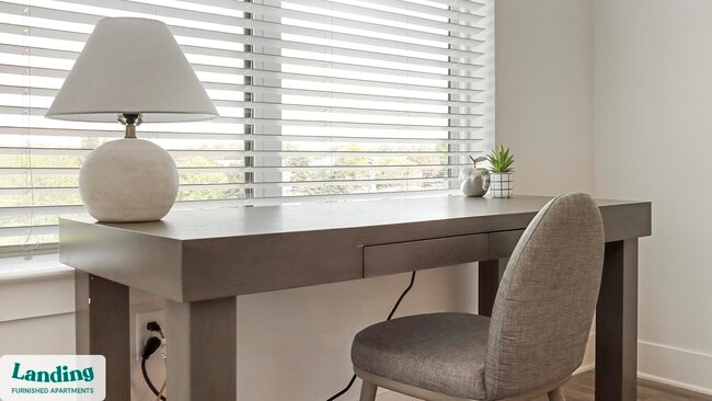 Photo - 2201 Glenwood Ave SE Unidad 2301