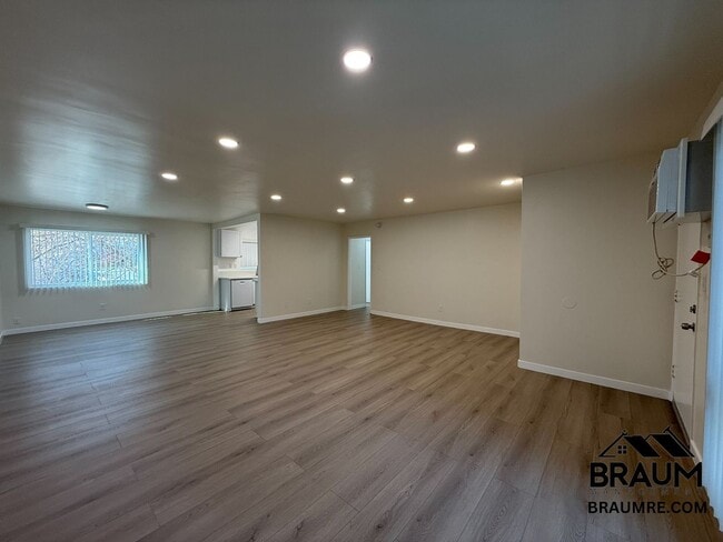 Photo - 5611 Fulcher Ave Unit 13