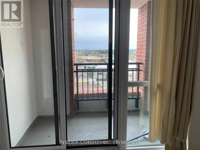 Photo - 830 Lawrence Ave W Unité 912