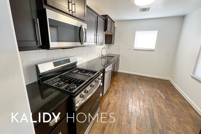 Photo - 1338 South Dr