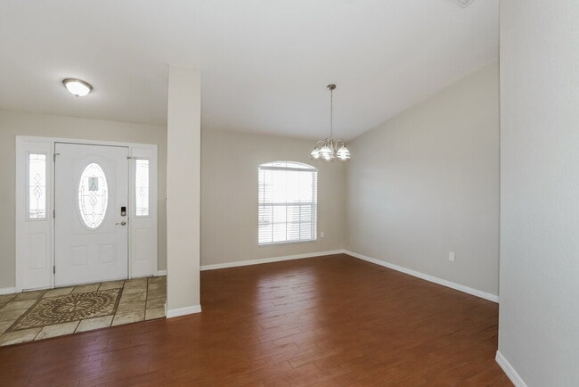 Photo - 8834 Pebblebrooke Dr