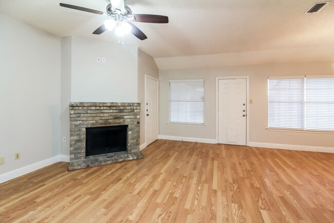 Photo - 1205 Hall Rd