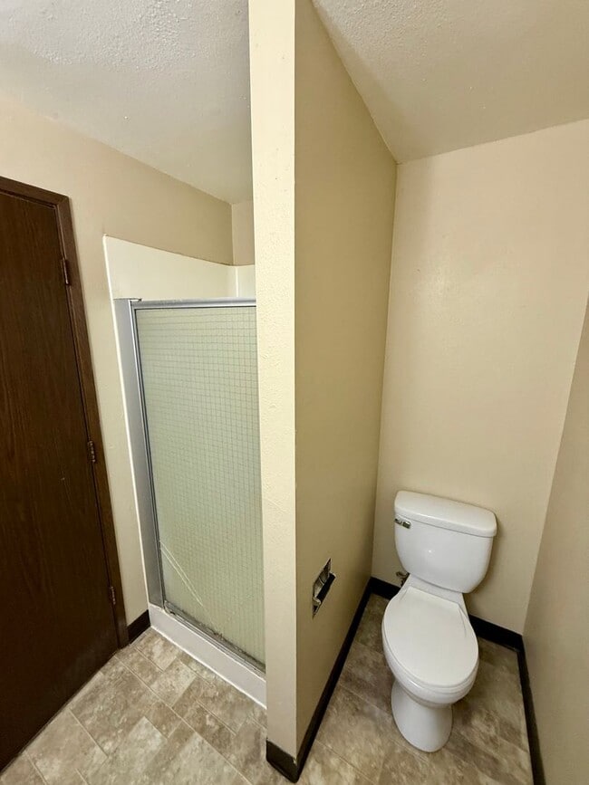 Photo - Hard to find 2 bdrm, 2 full bath unit with water, sewer, and garbage. Onsite laundry and A/C!