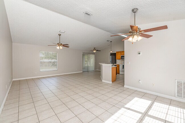 Photo - 1742 Laramie Cir