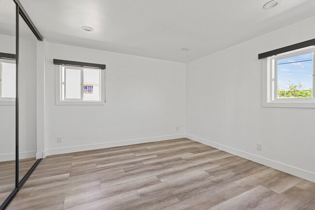 Photo - 2511 Pennsylvania Ave.