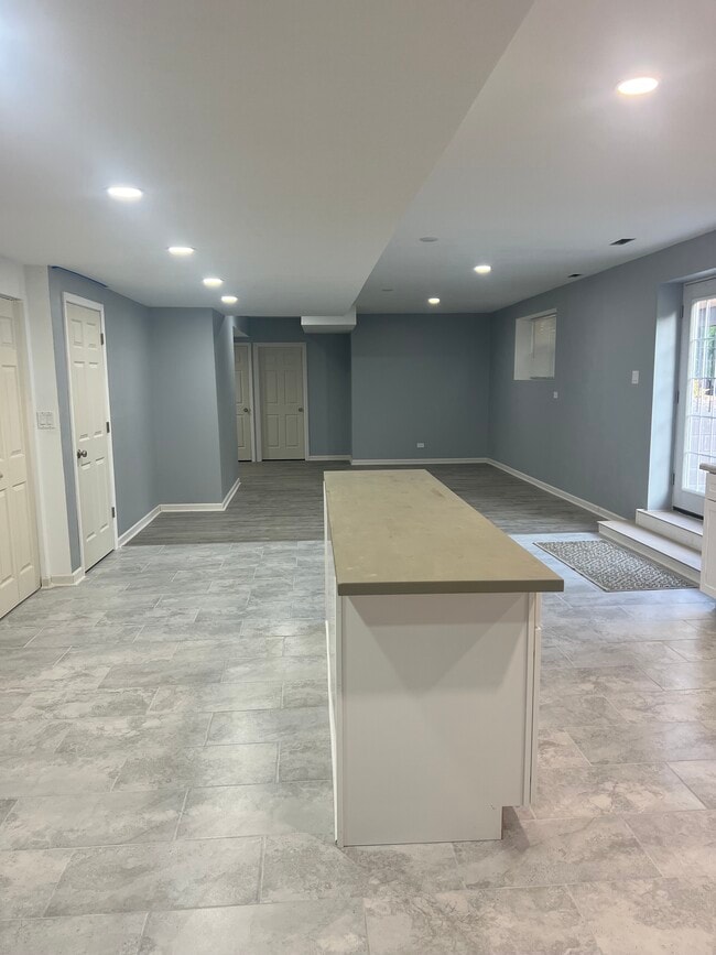 Photo - 1 River Hills Ct