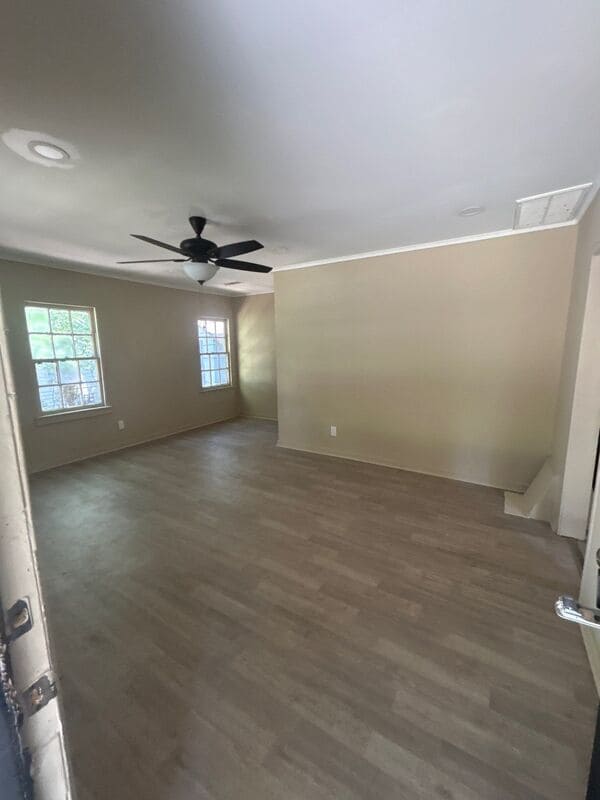 Photo - 236 Decelle St