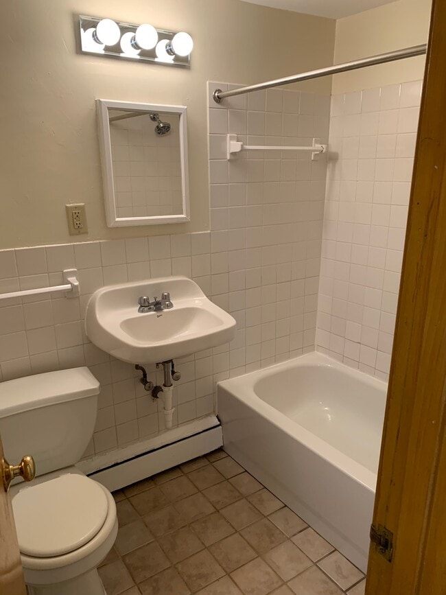 Photo - 859 St Paul Ave Unit 9