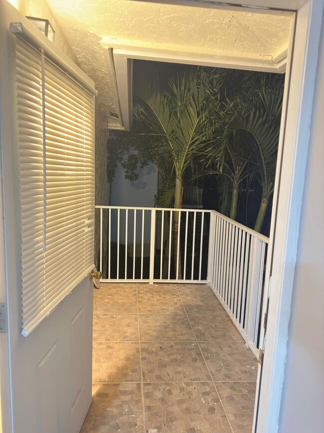 Photo - 10625 NW 45th St Unit 25