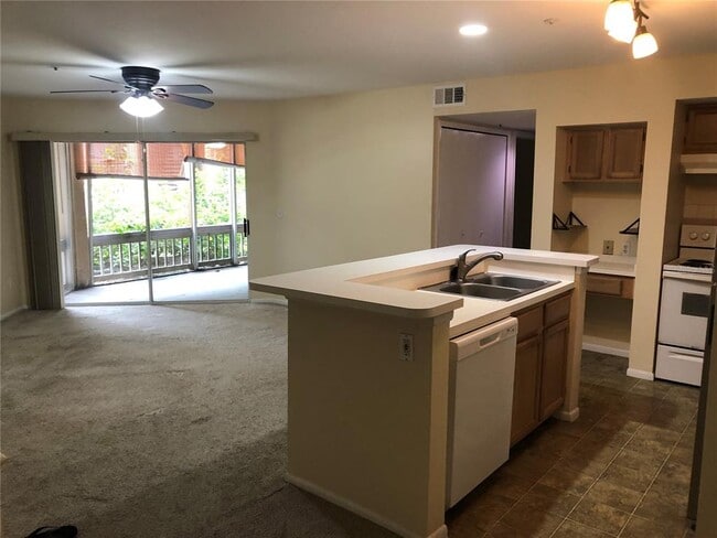 Photo - 486 N Pin Oak Pl Unit 106