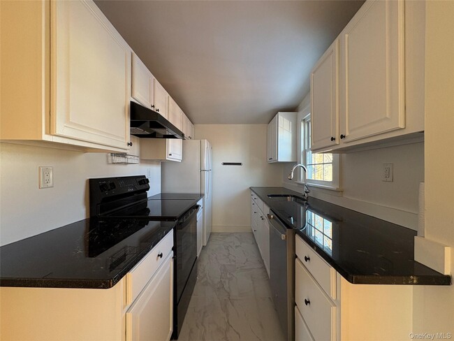 Photo - 46 Church St Unit 2