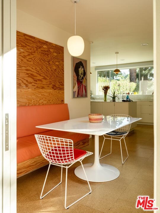 Photo - 13025 Addison St