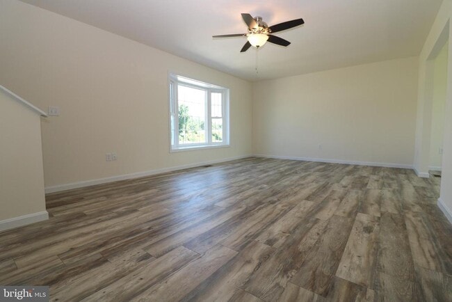 Photo - 72 Filbert Dr