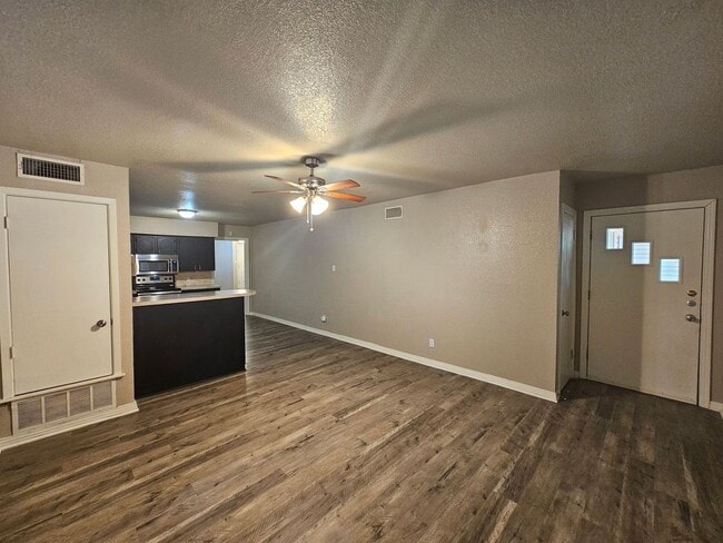 1801 S 41st St Unidad 1801 S 41st Street - A
